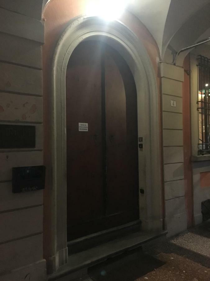 Versace'S House - Abbadia Four And Nice ボローニャ エクステリア 写真